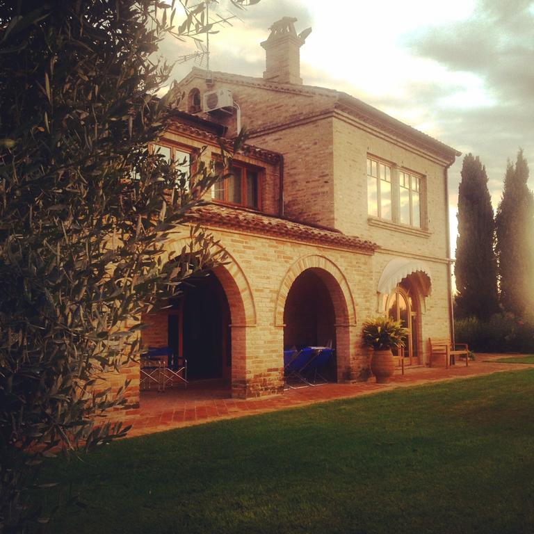 B&B La Casa Tra Gli Ulivi Civitanova Marche Exterior foto